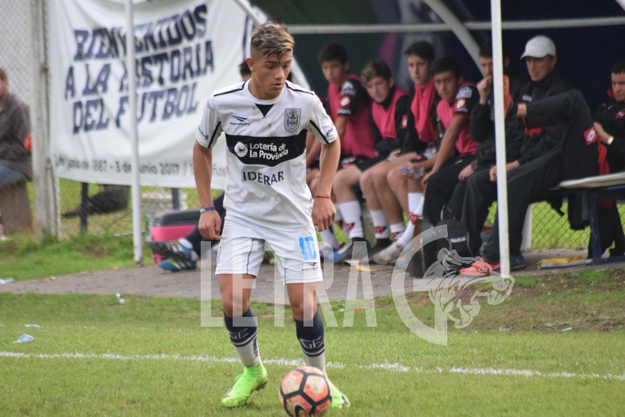 DURA PARADA ANTE EL CANALLA